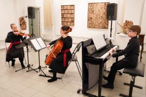 GLS Trebnje - odprtje razstave Utelesenje casa 27022020, foto Alenka STrazisar Lamovsek (4)